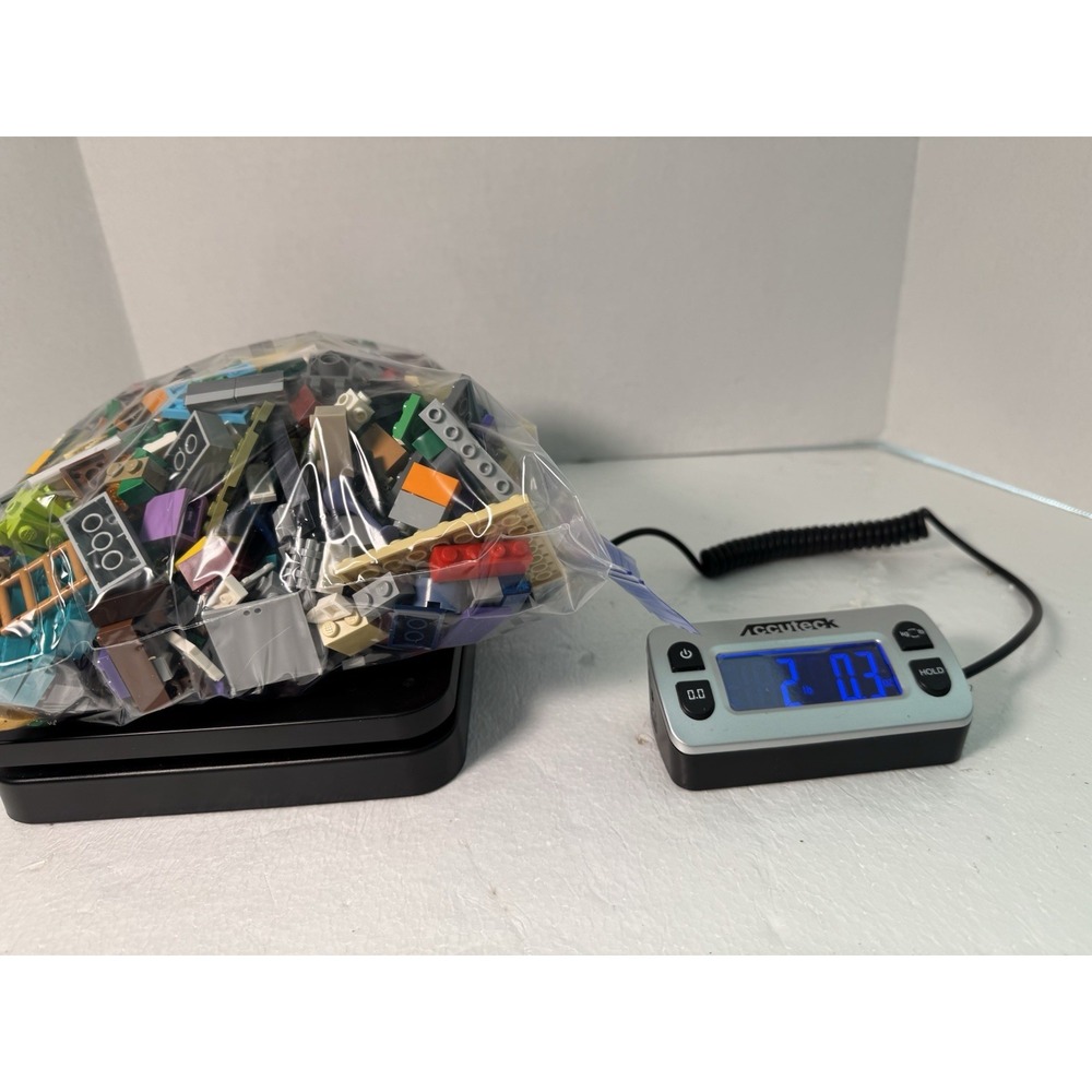 LEGO - 2 Pounds Random Bulk Lot Bricks And Pieces.  Bags Will Be Picked Randomly - Picture 3 of 9